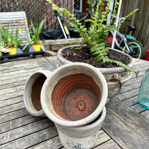 4 Previous Pier 1 Outdoor Clay Pot Candle Holders - Picture 8 of 10